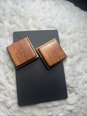 Women’s Brown Wood & Gold Square Earrings - Classic Accessory